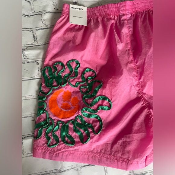 Nike Proyect Uphoria Pink Shorts - Picture 4 of 16